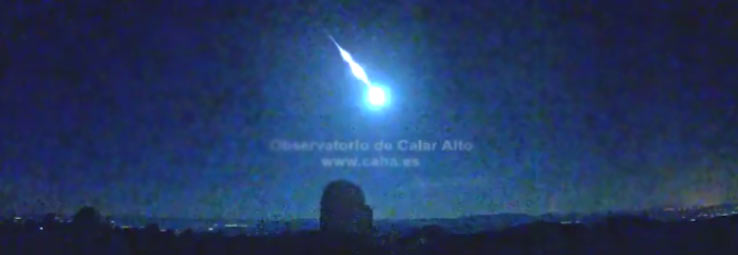 Registran dos bólidos surcando los cielos en España Meteoro en España